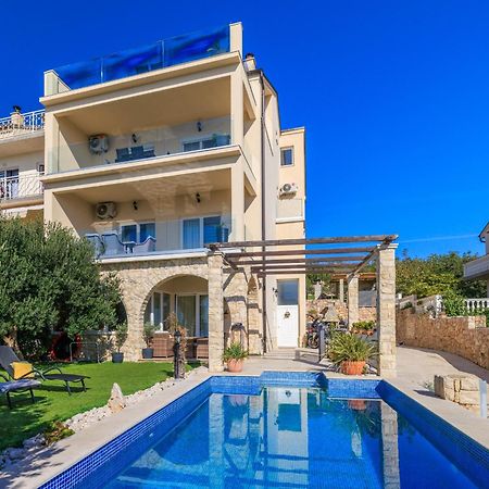 Apartmani Tijana โนวีวีโนดอลสกี ภายนอก รูปภาพ