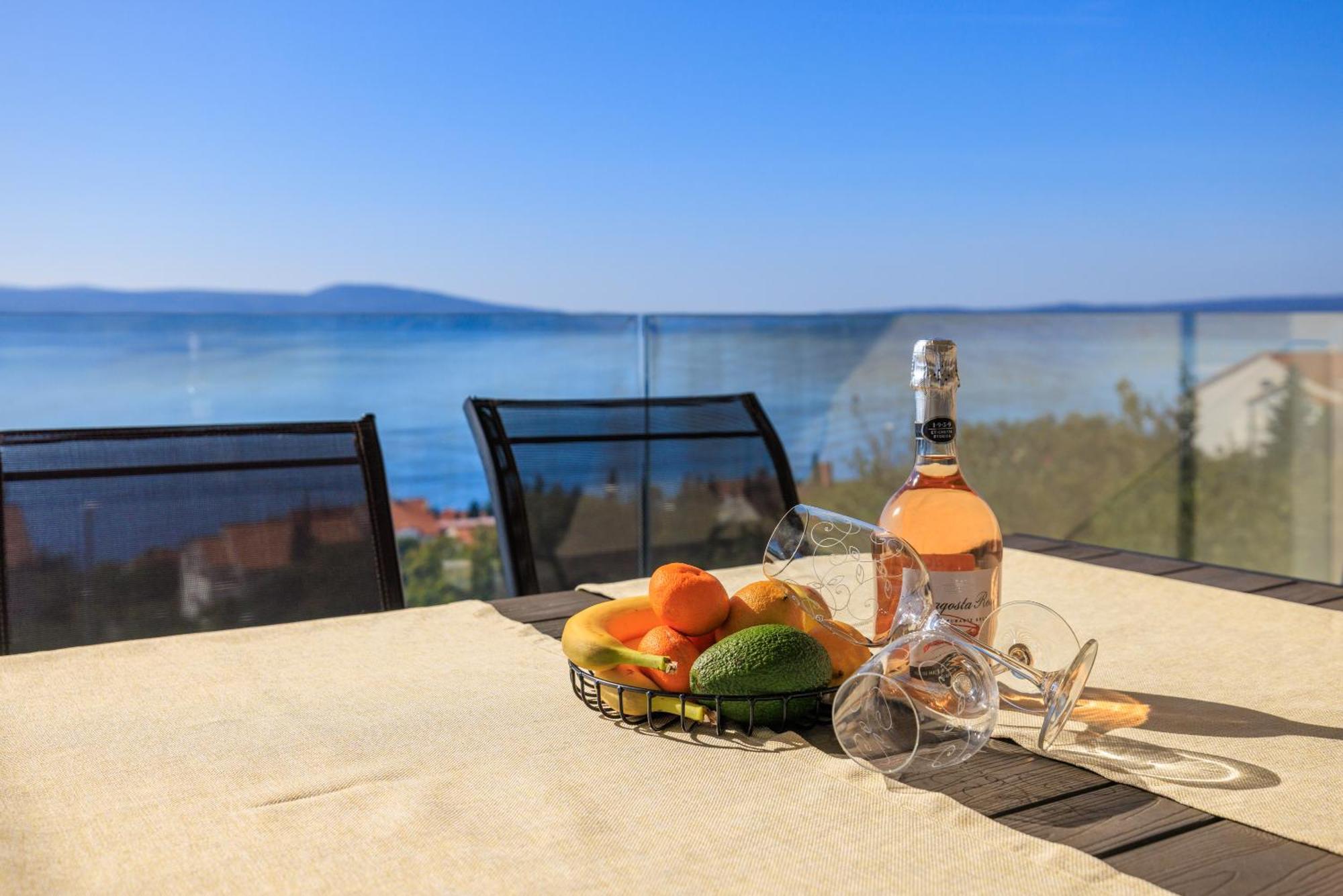 Apartmani Tijana โนวีวีโนดอลสกี ภายนอก รูปภาพ